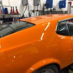 ford mustang mach1 1970 muscle car restauration montage heckklappe