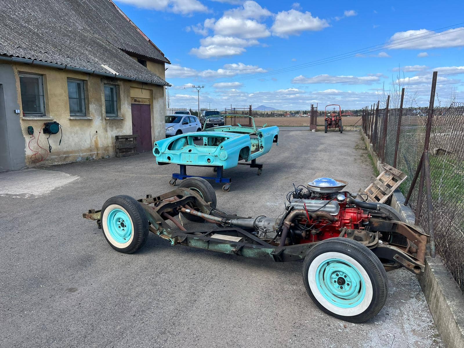 ford thunderbird t bird 1955 restauration turquoise karosserie und rahmen getrennt