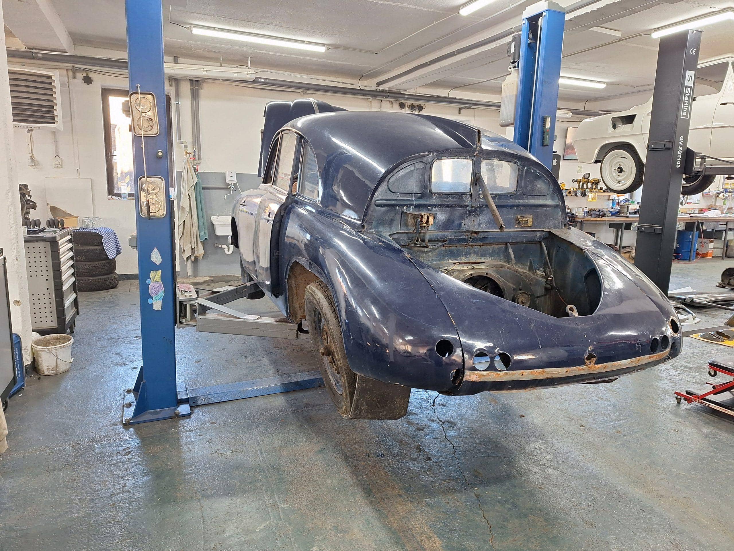 tatra 600 tatraplan 1950 restauration grau 68